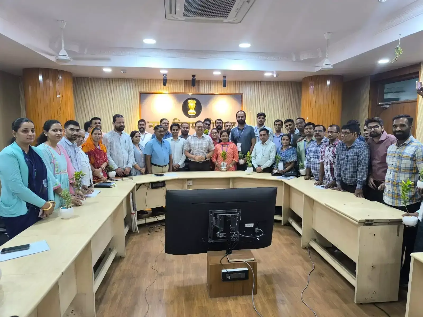 Jodhpur: प्रगणक और पर्यवेक्षकों को उत्कृष्ट योगदान पर किया गया सम्मानित Jodhpur: प्रगणक और पर्यवेक्षकों को उत्कृष्ट योगदान पर किया गया सम्मानित