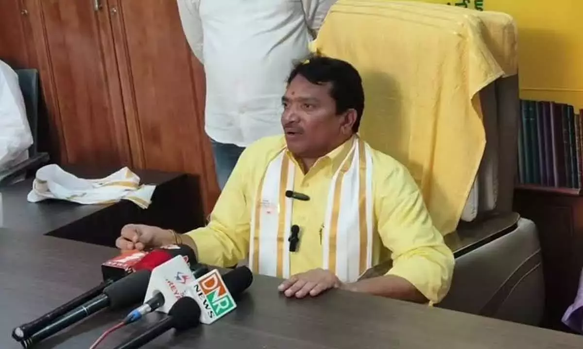 AP लाइब्रेरी काउंसिल के प्रमुख ने टैगोर लाइब्रेरी में गर्मियों की कोचिंग कक्षाओं की समीक्षा की