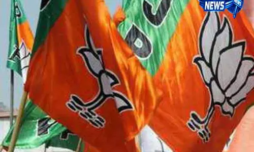 Shimla पंचायत चुनावों पर सियासी बयान से बढ़ा विवाद Shimla पंचायत चुनावों पर सियासी बयान से बढ़ा विवाद