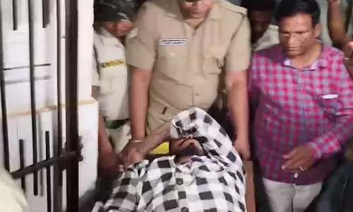 Puri में पुलिस मुठभेड़ में हार्डकोर अपराधी घायल Puri में पुलिस मुठभेड़ में हार्डकोर अपराधी घायल