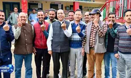 Himachal में मंडी नतीजों पर सियासी चर्चा