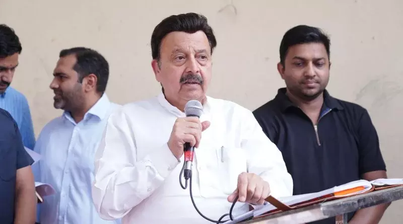 Gurugram: नायब सरकार की जनकल्याणकारी योजनाओं की राव नरबीर सिंह ने सराहना की Gurugram: नायब सरकार की जनकल्याणकारी योजनाओं की राव नरबीर सिंह ने सराहना की