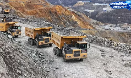 चीन के युन्नान प्रांत में अवैध खदान हादसा, ढहने से 5 मजदूरों की मौत, 1 घायल चीन के युन्नान प्रांत में अवैध खदान हादसा, ढहने से 5 मजदूरों की मौत, 1 घायल
