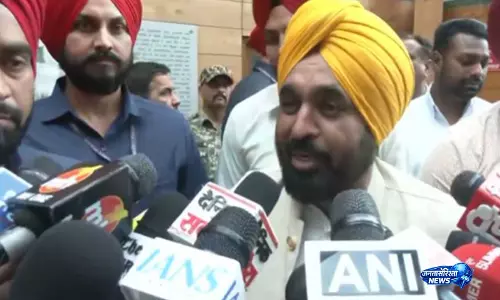 पंजाब के टॉपर्स की CM भगवंत मान ने की सराहना पंजाब के टॉपर्स की CM भगवंत मान ने की सराहना