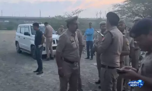 Ghaziabad: सूर्या चौहान मर्डर केस में 3 गिरफ्तार Ghaziabad: सूर्या चौहान मर्डर केस में 3 गिरफ्तार