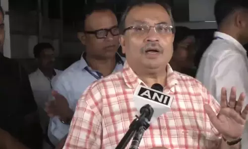 अभिषेक बनर्जी के इलाज को लेकर कुणाल घोष का बयान, ममता बनर्जी अस्पताल पहुंचीं अभिषेक बनर्जी के इलाज को लेकर कुणाल घोष का बयान, ममता बनर्जी अस्पताल पहुंचीं