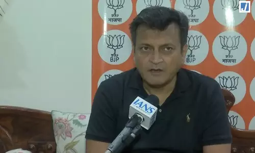 दिल्ली में राहुल गांधी पर बीजेपी का हमला दिल्ली में राहुल गांधी पर बीजेपी का हमला