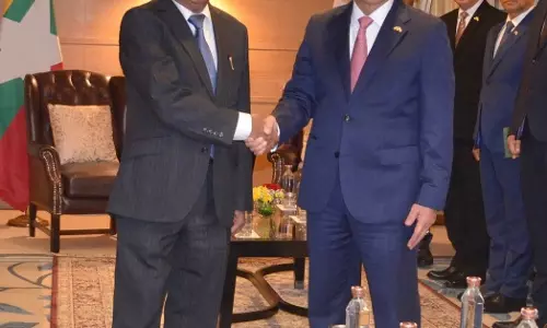 राष्ट्रीय सुरक्षा सलाहकार अजीत डोभाल ने म्यांमार के राष्ट्रपति से की मुलाकात राष्ट्रीय सुरक्षा सलाहकार अजीत डोभाल ने म्यांमार के राष्ट्रपति से की मुलाकात