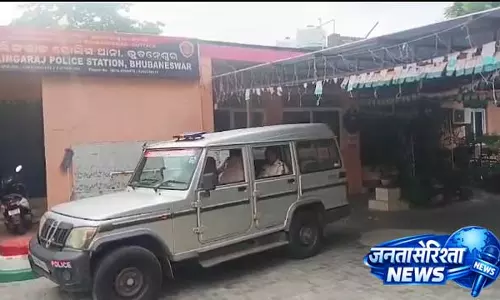 पूर्व प्रेमिका के अश्लील वीडियो वायरल करने के आरोप में MBA ग्रेजुएट गिरफ्तार पूर्व प्रेमिका के अश्लील वीडियो वायरल करने के आरोप में MBA ग्रेजुएट गिरफ्तार