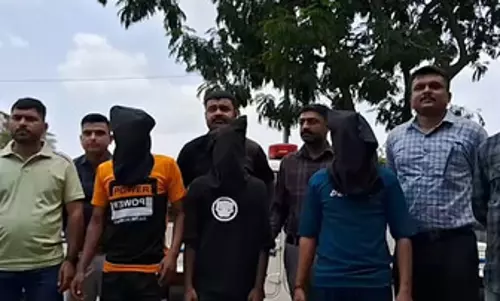 चींटियों की शिकायत पर युवक की हत्या, बंद फ्लैट में मिला युवक का शव, चार फ्लैटमेट्स गिरफ्तार