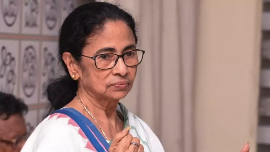 अभिषेक बनर्जी की हत्या कराना चाहती है बीजेपी : ममता बनर्जी अभिषेक बनर्जी की हत्या कराना चाहती है बीजेपी : ममता बनर्जी