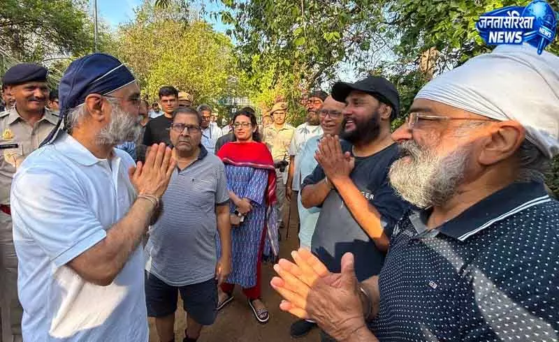 Delhi एलजी संधू ने बोंटा पार्क का किया दौरा Delhi एलजी संधू ने बोंटा पार्क का किया दौरा