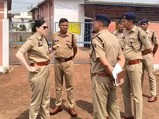 IPS अंकिता शर्मा ने नगरीय निकाय चुनाव को लेकर पुलिस को किया अलर्ट IPS अंकिता शर्मा ने नगरीय निकाय चुनाव को लेकर पुलिस को किया अलर्ट