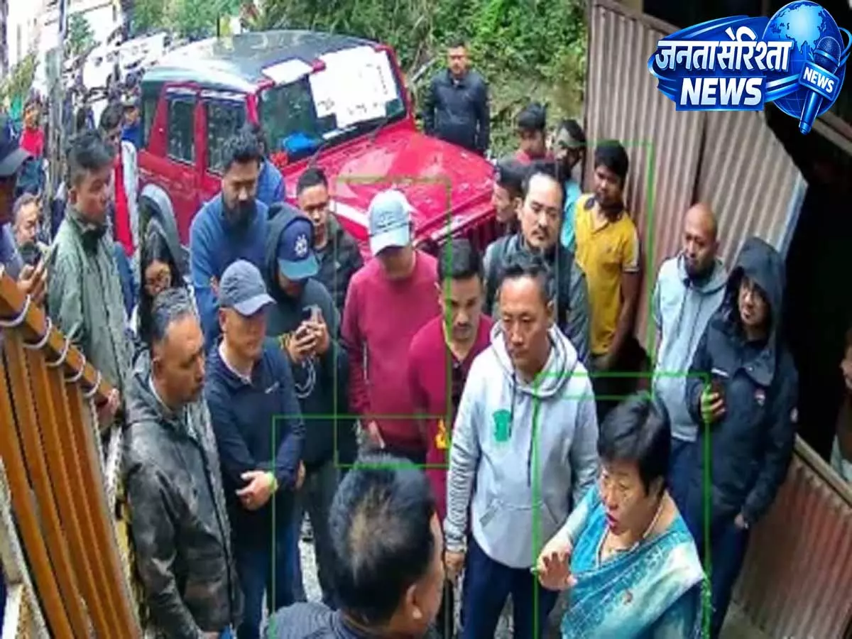 Sikkim : FIR विवाद ने पकड़ा तूल, विधायक कला राय ने BJP की भूमिका पर उठाए सवाल Sikkim : FIR विवाद ने पकड़ा तूल, विधायक कला राय ने BJP की भूमिका पर उठाए सवाल