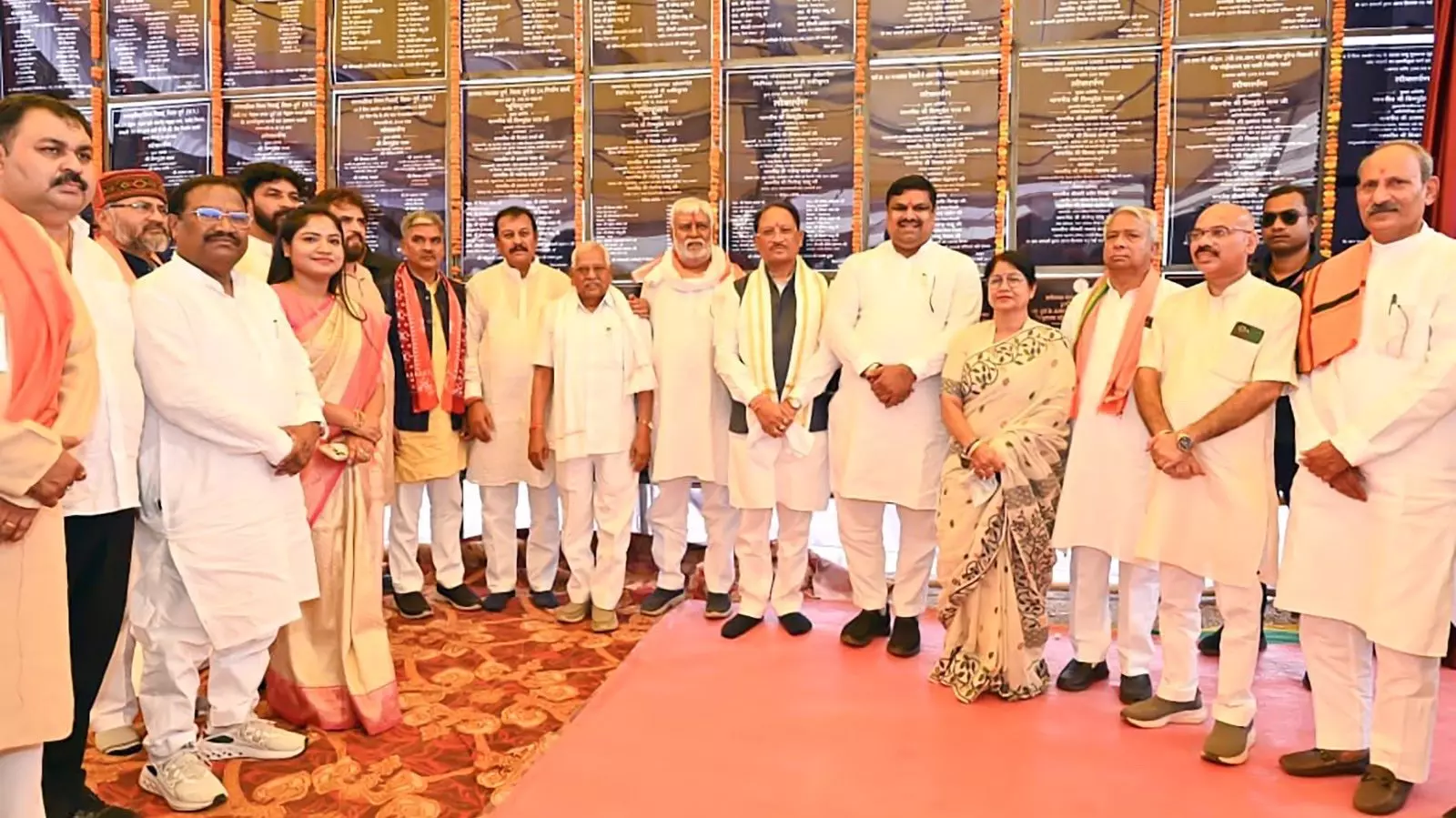 CM साय ने सुशासन तिहार 2026 के तहत दुर्ग जिले को बड़ी सौगात दी CM साय ने सुशासन तिहार 2026 के तहत दुर्ग जिले को बड़ी सौगात दी