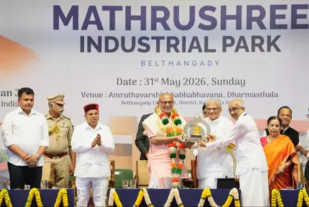सभी धर्मों का हो सम्मान, जबरन धर्मांतरण को हतोत्साहित किया जाए : उपराष्ट्रपति राधाकृष्णन सभी धर्मों का हो सम्मान, जबरन धर्मांतरण को हतोत्साहित किया जाए : उपराष्ट्रपति राधाकृष्णन