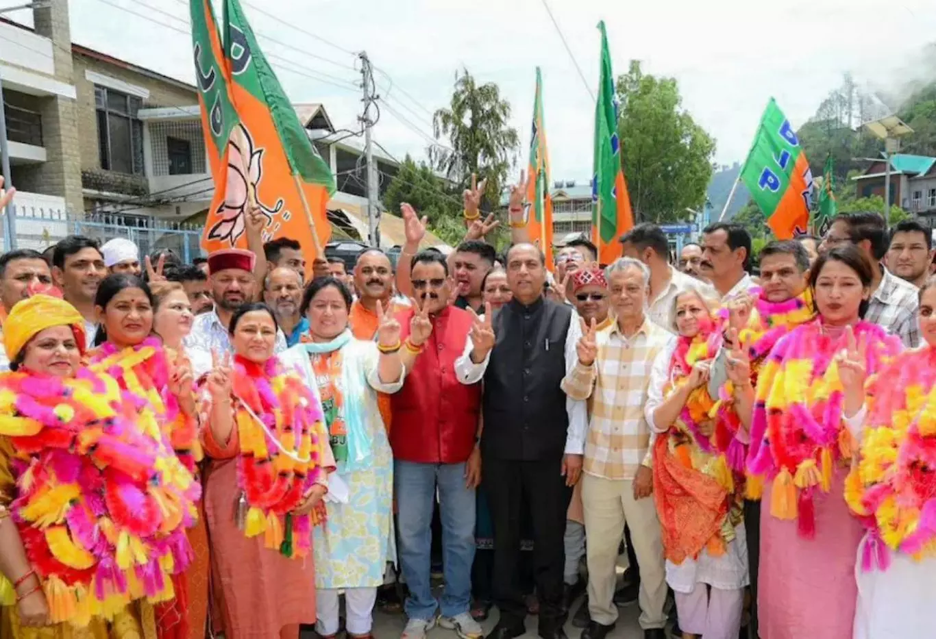 Shimla: धर्मशाला में भाजपा का दबदबा, पालमपुर में कांग्रेस ने मारी बाजी Shimla: धर्मशाला में भाजपा का दबदबा, पालमपुर में कांग्रेस ने मारी बाजी