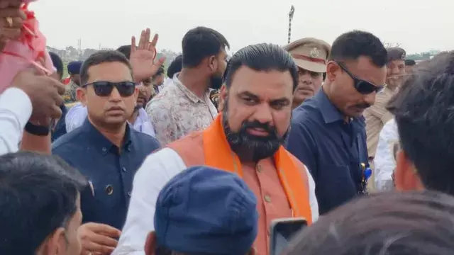 Bihar : मुख्यमंत्री ने बेली ब्रिज और वैकल्पिक व्यवस्था का किया निरीक्षण Bihar : मुख्यमंत्री ने बेली ब्रिज और वैकल्पिक व्यवस्था का किया निरीक्षण