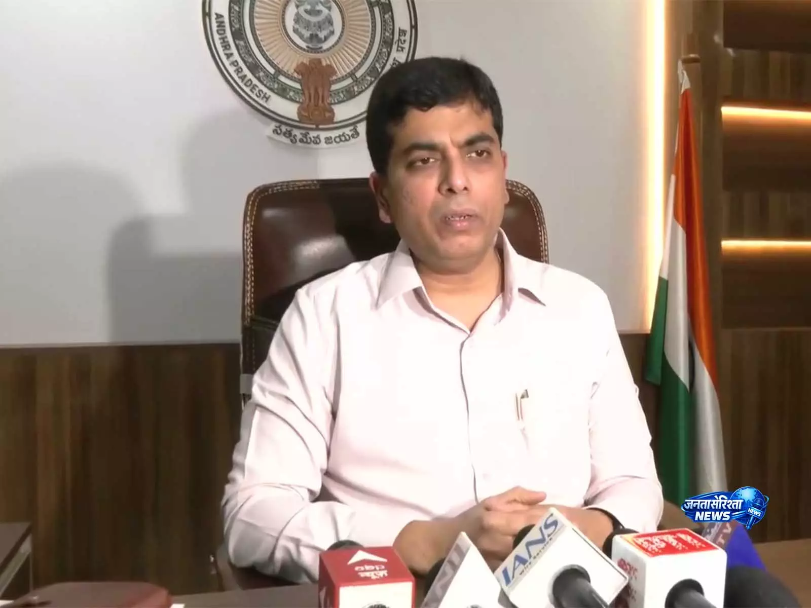 DSC भर्ती में कोई गड़बड़ी नहीं: आंध्र स्कूल शिक्षा सचिव DSC भर्ती में कोई गड़बड़ी नहीं: आंध्र स्कूल शिक्षा सचिव
