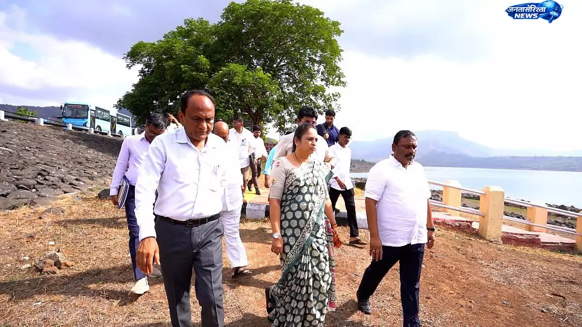 Navi Mumbai : मेयर ने मोरबे डैम परियोजना का किया निरीक्षण Navi Mumbai : मेयर ने मोरबे डैम परियोजना का किया निरीक्षण