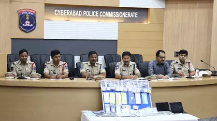 1000 करोड़ रुपए के जमीन घोटाले, दो और गिरफ्तार 1000 करोड़ रुपए के जमीन घोटाले, दो और गिरफ्तार