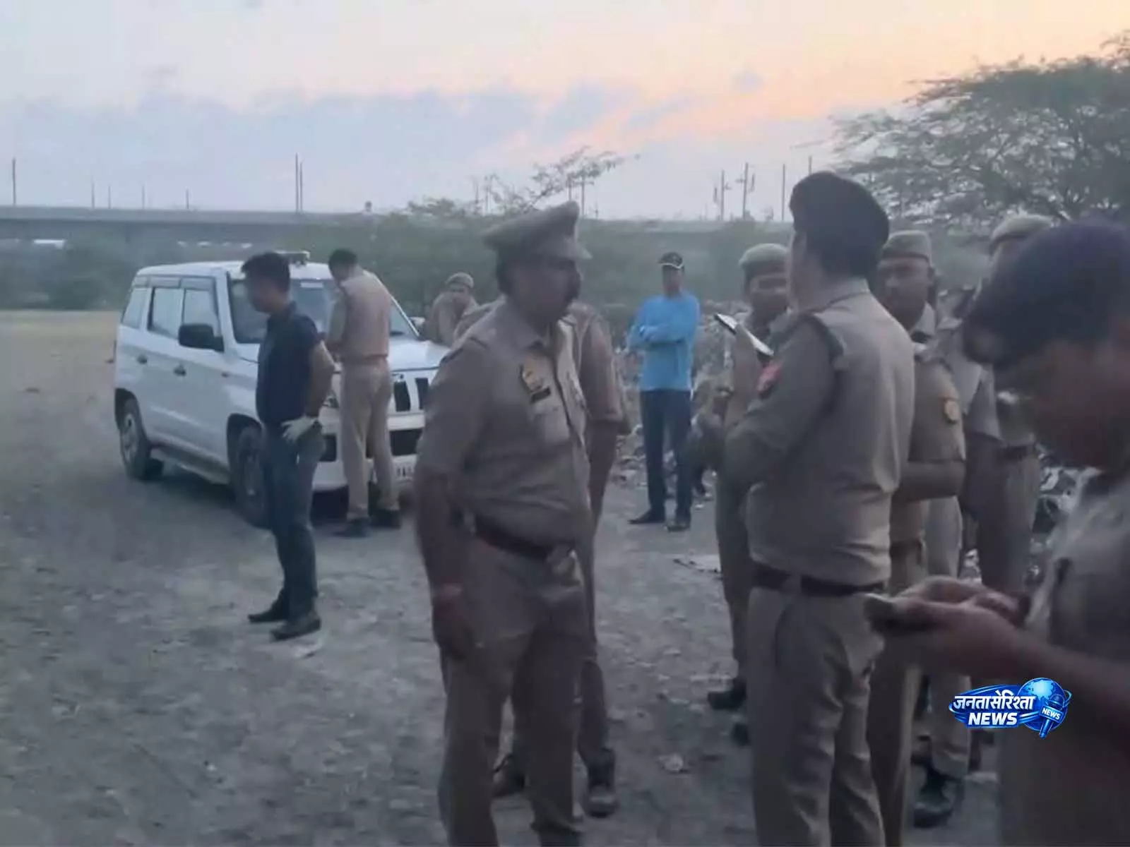 Ghaziabad: सूर्या चौहान मर्डर केस में 3 गिरफ्तार Ghaziabad: सूर्या चौहान मर्डर केस में 3 गिरफ्तार