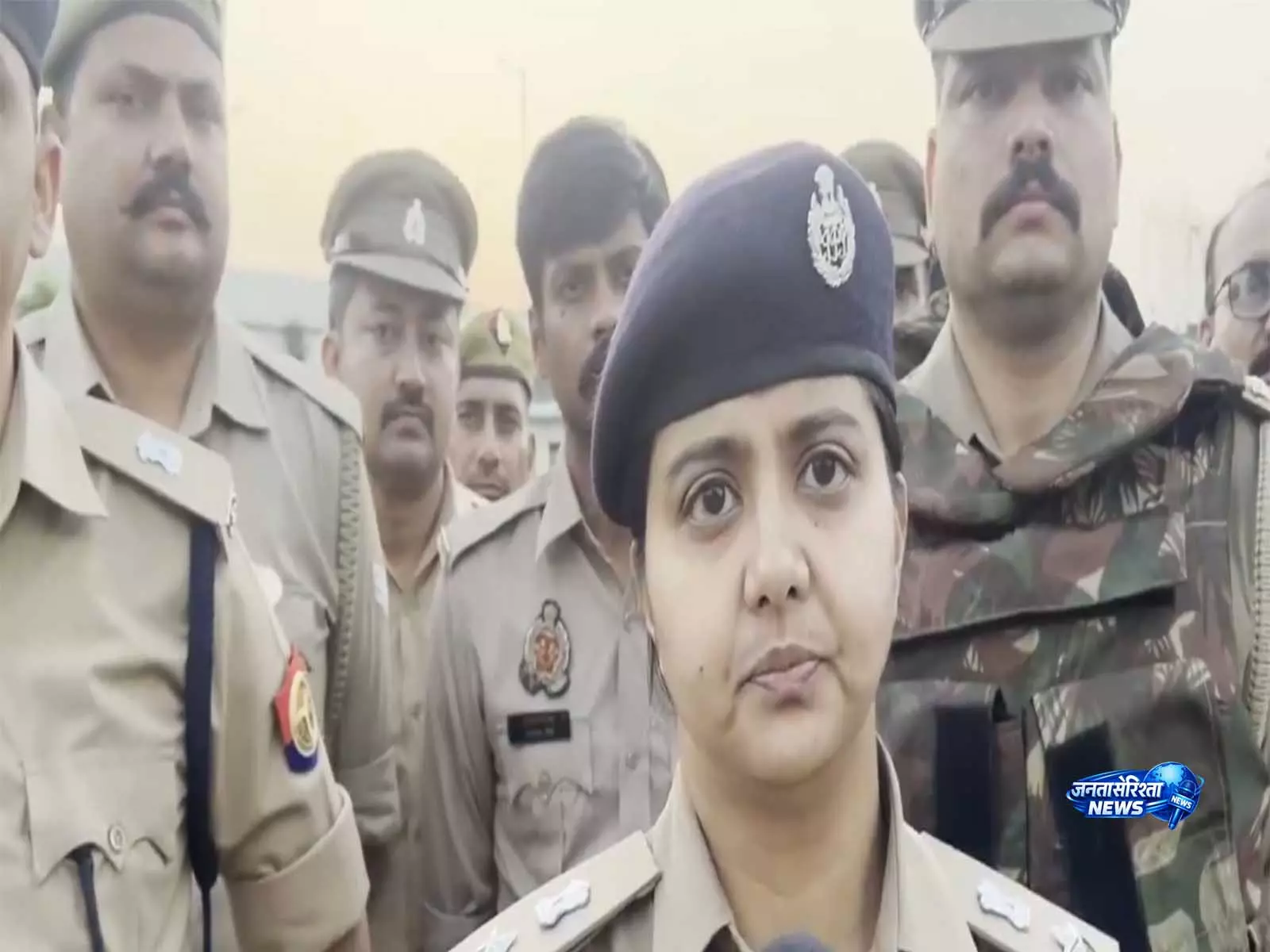 UP: लखनऊ में महिला पर हमला करने के आरोप में एक व्यक्ति गिरफ्तार, पुलिस मुठभेड़ के बाद पकड़ा गया UP: लखनऊ में महिला पर हमला करने के आरोप में एक व्यक्ति गिरफ्तार, पुलिस मुठभेड़ के बाद पकड़ा गया