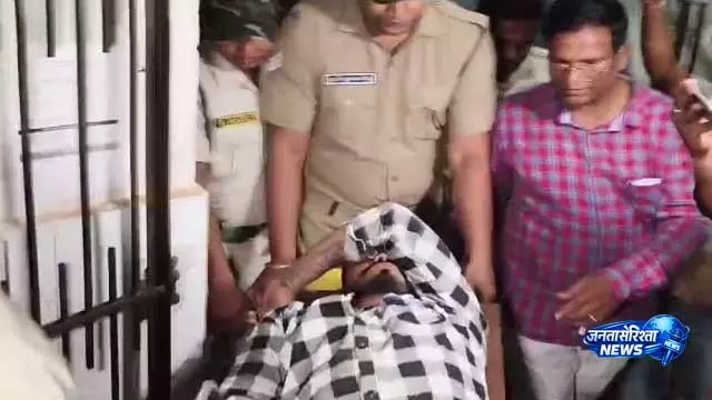 Puri में पुलिस मुठभेड़ में हार्डकोर अपराधी घायल Puri में पुलिस मुठभेड़ में हार्डकोर अपराधी घायल