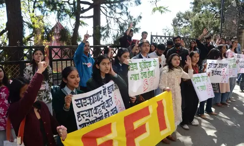SFI शिक्षा मंत्री के इस्तीफ़े की मांग को लेकर अभियान शुरू करेगा