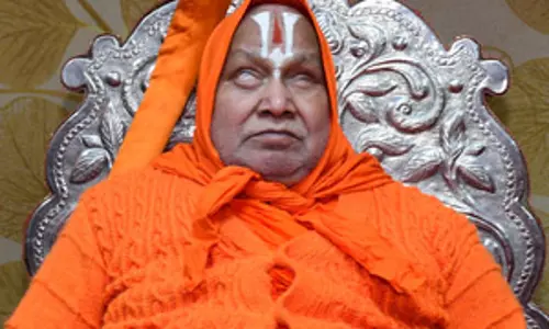 लखनऊ: जगद्गुरु रामभद्राचार्य की श्रीराम कथा आज से शुरू लखनऊ: जगद्गुरु रामभद्राचार्य की श्रीराम कथा आज से शुरू