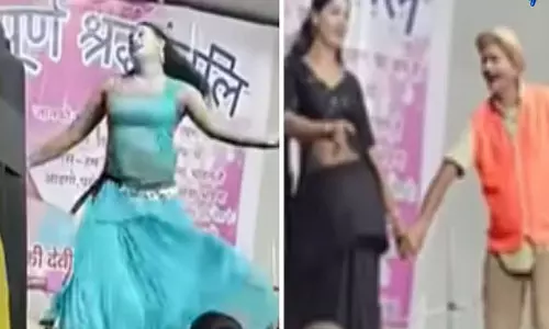 ‘भजन की जगह लौंडा डांस’ के दावे वाला VIDEO वायरल, बेगूसराय में विवाद गहराया ‘भजन की जगह लौंडा डांस’ के दावे वाला VIDEO वायरल, बेगूसराय में विवाद गहराया