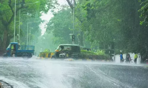 Odisha: भारी बारिश और ओलावृष्टि की चेतावनी Odisha: भारी बारिश और ओलावृष्टि की चेतावनी