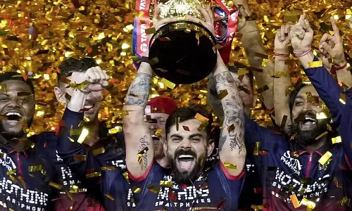 RCB ने गुजरात टाइटन्स को 5 विकेट से हराकर लगातार दूसरी IPL ट्रॉफी जीती