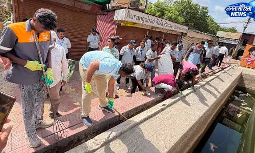 Chhatrapati संभाजीनगर में पनचक्की स्मारक पर बड़ा सफाई अभियान