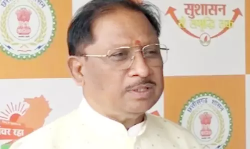 कमिश्नर को जांच के निर्देश, रमन सिंह हुए थे नाराज कमिश्नर को जांच के निर्देश, रमन सिंह हुए थे नाराज
