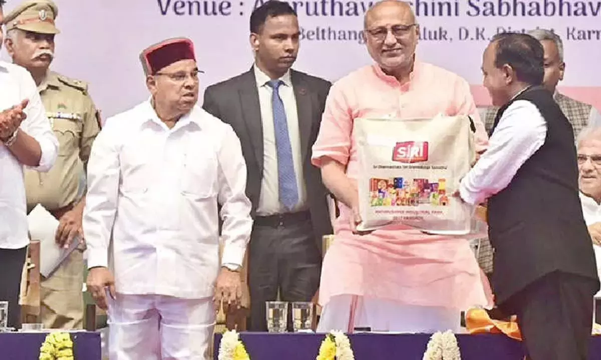 विकसित भारत के सपने को पूरा करने के लिए समावेशी विकास ज़रूरी: उपराष्ट्रपति