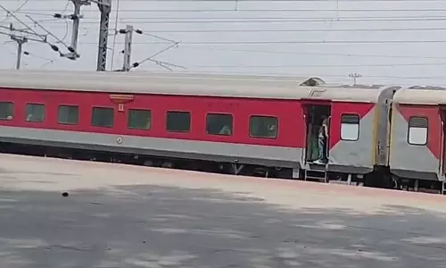 सांतरागाछी-लोकमान्य तिलक टर्मिनस साप्ताहिक समर स्पेशल ट्रेन के चार फेरे रद्द सांतरागाछी-लोकमान्य तिलक टर्मिनस साप्ताहिक समर स्पेशल ट्रेन के चार फेरे रद्द