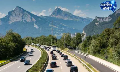 Switzerland ट्रैफिक नियम उल्लंघन पर भारतीय यात्री पर 1.5 लाख का जुर्माना Switzerland ट्रैफिक नियम उल्लंघन पर भारतीय यात्री पर 1.5 लाख का जुर्माना