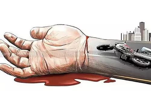 Bengaluru : दो सड़क हादसे, 16 वर्षीय छात्र की ट्रैक्टर टक्कर से मौत
