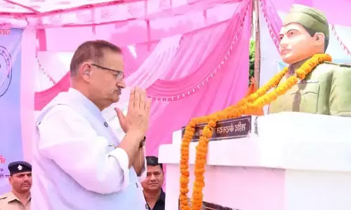 Dehradun: शहीद कैप्टन दल बहादुर थापा की प्रतिमा का लोकार्पण, गणेश जोशी ने शहीद की प्रतिमा का लोकार्पण किया