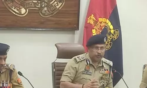 जीरो टॉलरेंस, मिशन शक्ति और साइबर एक्शन से बदली यूपी पुलिस की तस्वीर: राजीव कृष्ण जीरो टॉलरेंस, मिशन शक्ति और साइबर एक्शन से बदली यूपी पुलिस की तस्वीर: राजीव कृष्ण