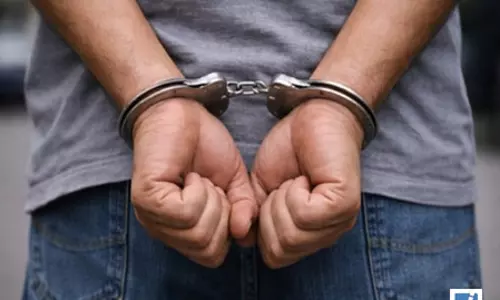 अमर कॉलोनी फायरिंग: नाबालिग समेत दो और आरोपी गिरफ्तार अमर कॉलोनी फायरिंग: नाबालिग समेत दो और आरोपी गिरफ्तार