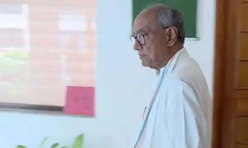 NEET पर संसदीय पैनल सख्त, कहा- पारदर्शी पुनर्परीक्षा जरूरी, छात्रों का होता है नुकसान NEET पर संसदीय पैनल सख्त, कहा- पारदर्शी पुनर्परीक्षा जरूरी, छात्रों का होता है नुकसान