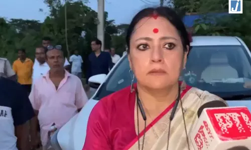 न्यू टाउन में भारी बारिश से एयरपोर्ट आसपास जलभराव न्यू टाउन में भारी बारिश से एयरपोर्ट आसपास जलभराव