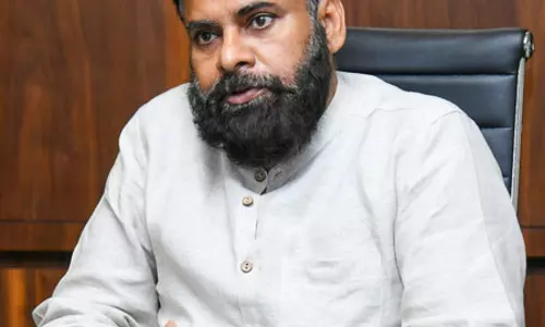 तेलंगाना पुलिस ने पवन कल्याण की हैदराबाद जनसभा की अनुमति देने से इनकार कर दिया तेलंगाना पुलिस ने पवन कल्याण की हैदराबाद जनसभा की अनुमति देने से इनकार कर दिया