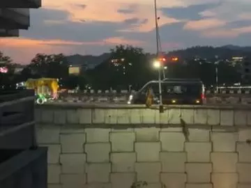 Haridwar: गंभीर हालत में महिला अस्पताल में भर्ती, फ्लाईओवर से कूदी थी Haridwar: गंभीर हालत में महिला अस्पताल में भर्ती, फ्लाईओवर से कूदी थी