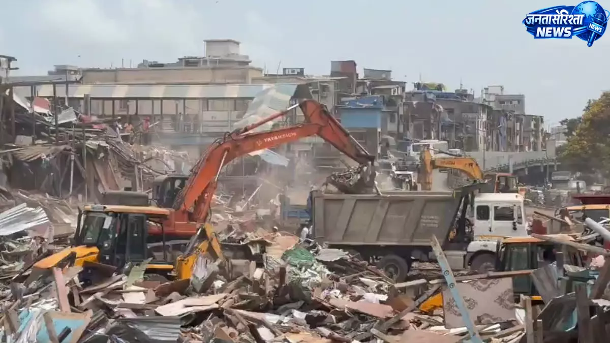 Mumbai हमले की साज़िश और अतिक्रमण हटाने की कार्रवाई के बीच लिंक की जांच, 8 गिरफ्तार Mumbai हमले की साज़िश और अतिक्रमण हटाने की कार्रवाई के बीच लिंक की जांच, 8 गिरफ्तार