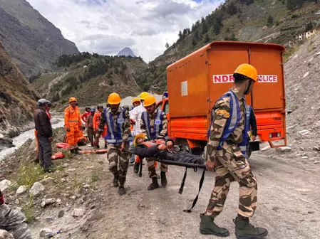 उत्तराखंड: सीआईएसएफ ने प्राकृतिक आपदाओं से निपटने के लिए किया मॉक ड्रिल उत्तराखंड: सीआईएसएफ ने प्राकृतिक आपदाओं से निपटने के लिए किया मॉक ड्रिल