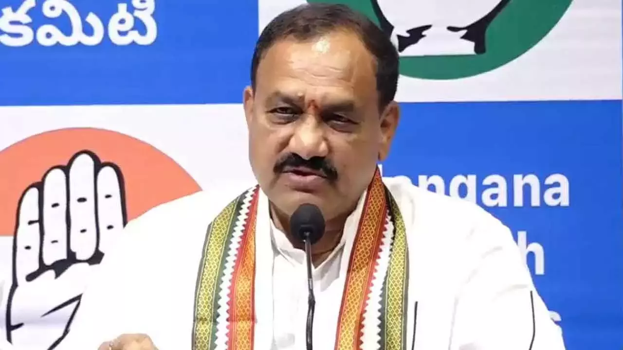 Telangana: बेहतर स्वास्थ्य के लिए पारंपरिक भोजन की ओर लौटें: TPCC प्रमुख Telangana: बेहतर स्वास्थ्य के लिए पारंपरिक भोजन की ओर लौटें: TPCC प्रमुख