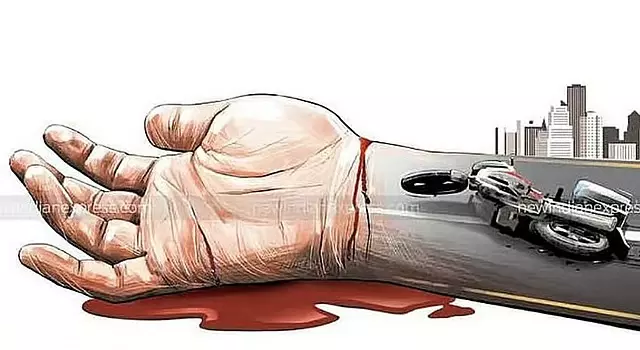 Bengaluru : दो सड़क हादसे, 16 वर्षीय छात्र की ट्रैक्टर टक्कर से मौत Bengaluru : दो सड़क हादसे, 16 वर्षीय छात्र की ट्रैक्टर टक्कर से मौत